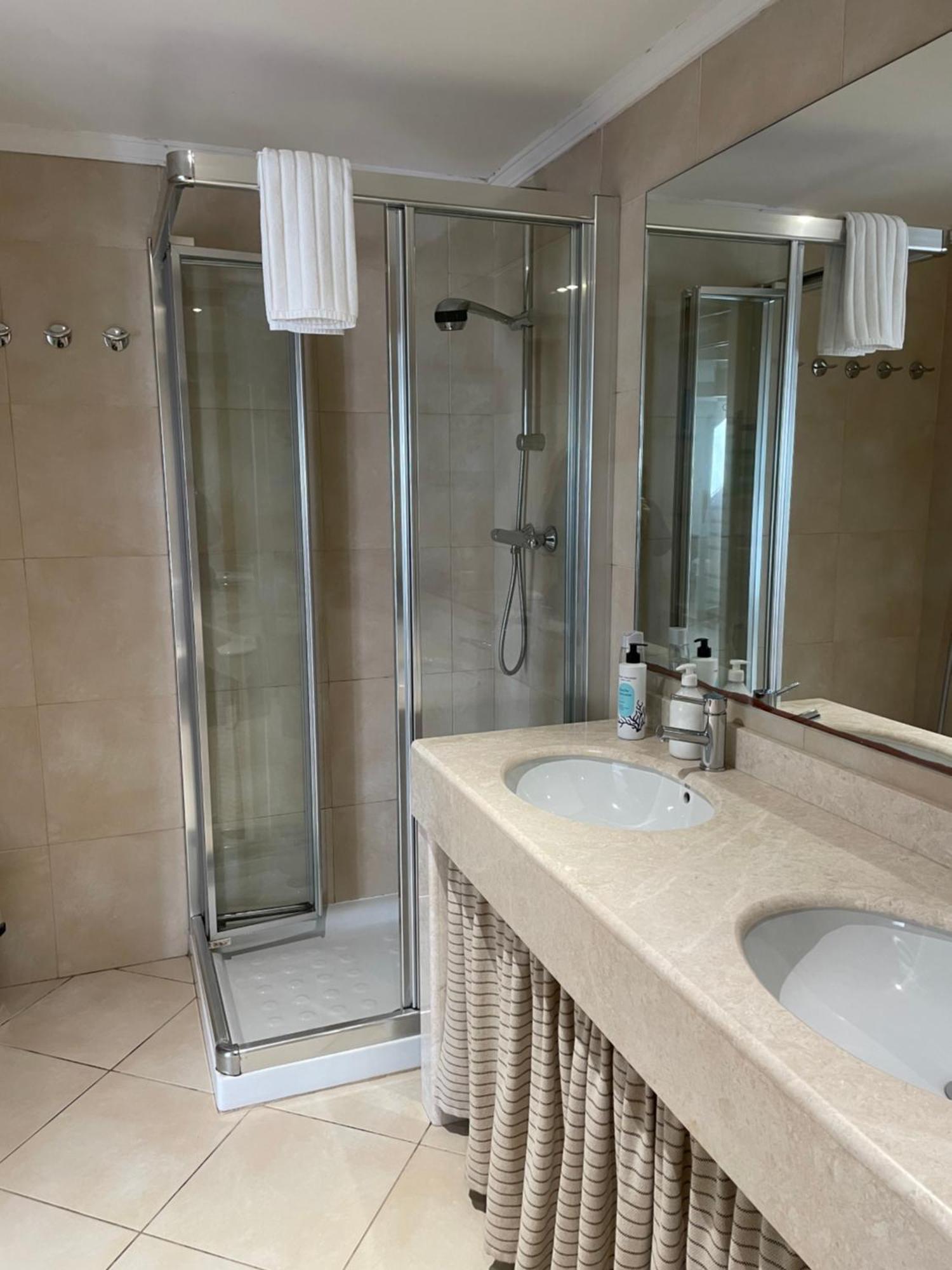 Bel Appartement Baie Plage - Wifi - Parking - Draps Et Serviettes 앙다이 외부 사진